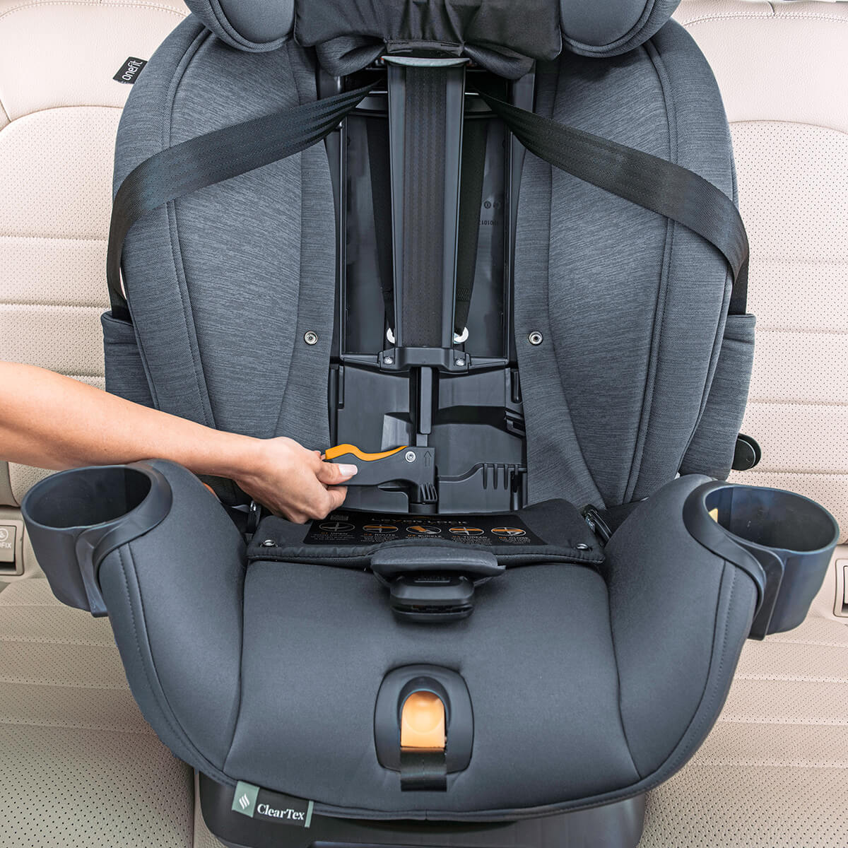 ���� ������ ����� ���� ��� LX ������� � Chicco OneFit LX ClearTex All-in-One Car Seat