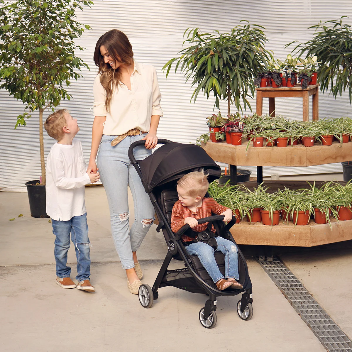 ���� ����� ���� ���� ��� 2 ���� ��� Baby Jogger City Tour� 2 Pitch Black