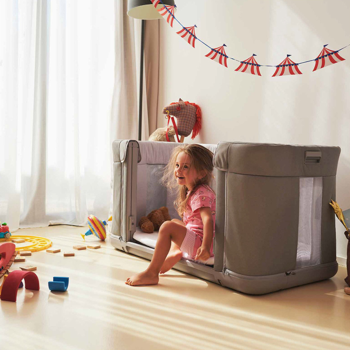 ����� / ���� ���� ����� ����2�� ������ Chicco Next2Me Forever  