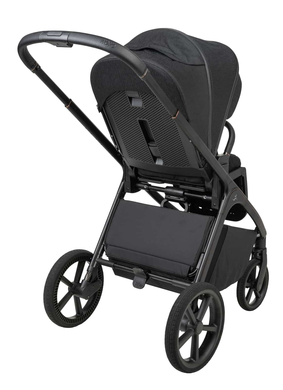 ���� � Novo �������� 2025 �� Sportline ����� ���� / ���� ����� / ��� ���� - ���������